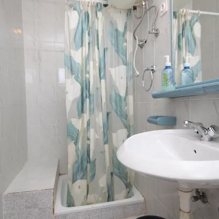 Mrljane 8464a Appartement Neviđane