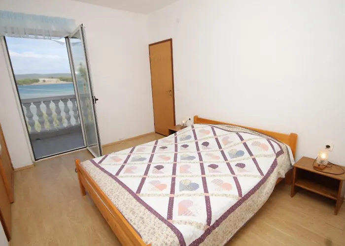 Mrljane 8464a Апартаменты