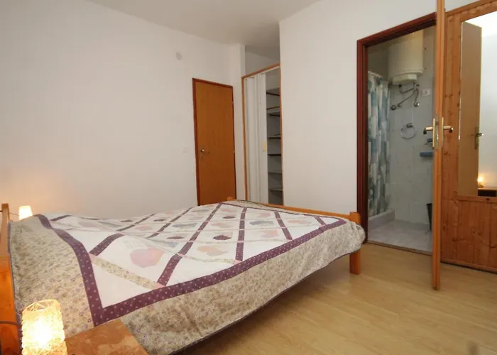 Mrljane 8464a Nevidane