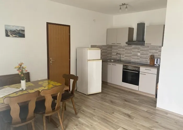 Mrljane 8464a * Nevidane